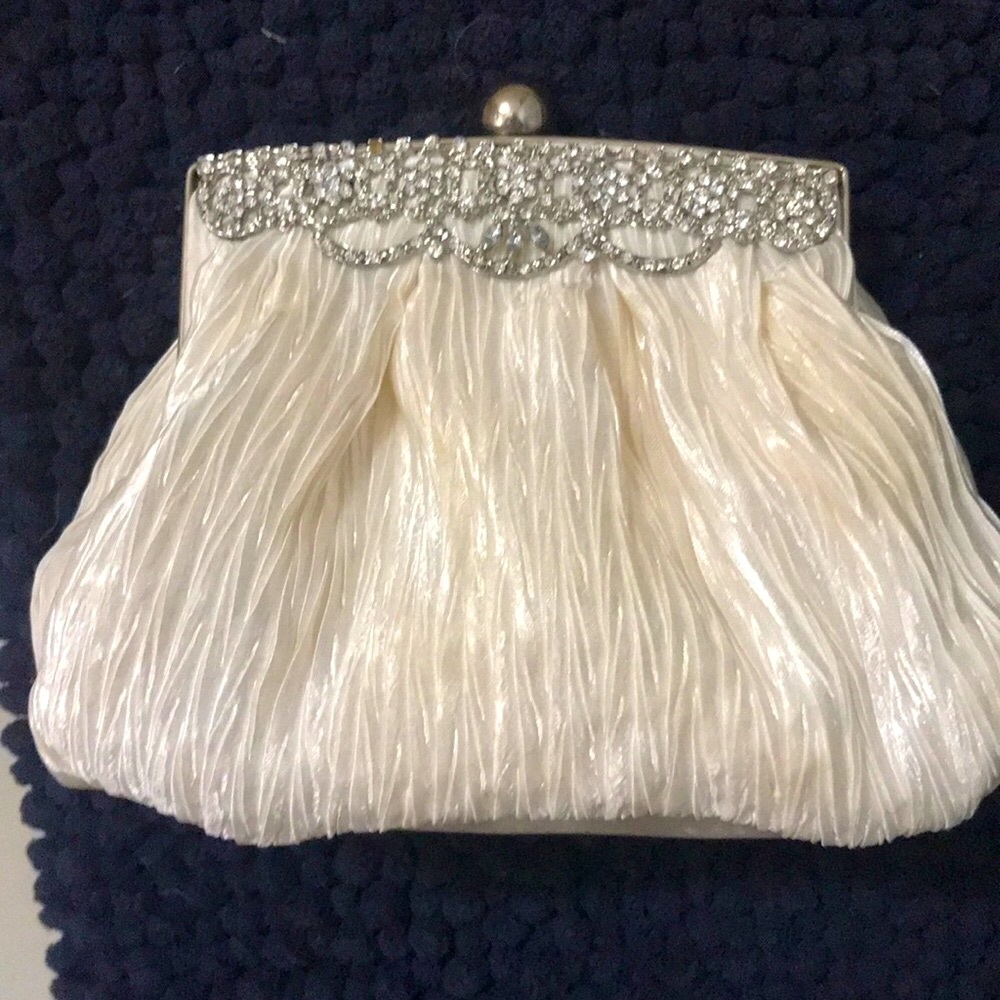Sateen purse